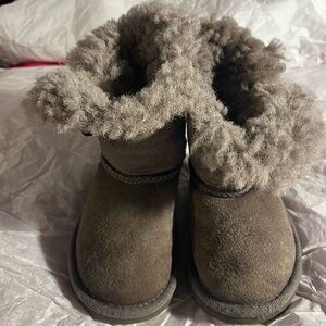UGG Australia Toddler 5991T Bailey Button Boots Grey 6T Sheepskin Sherling